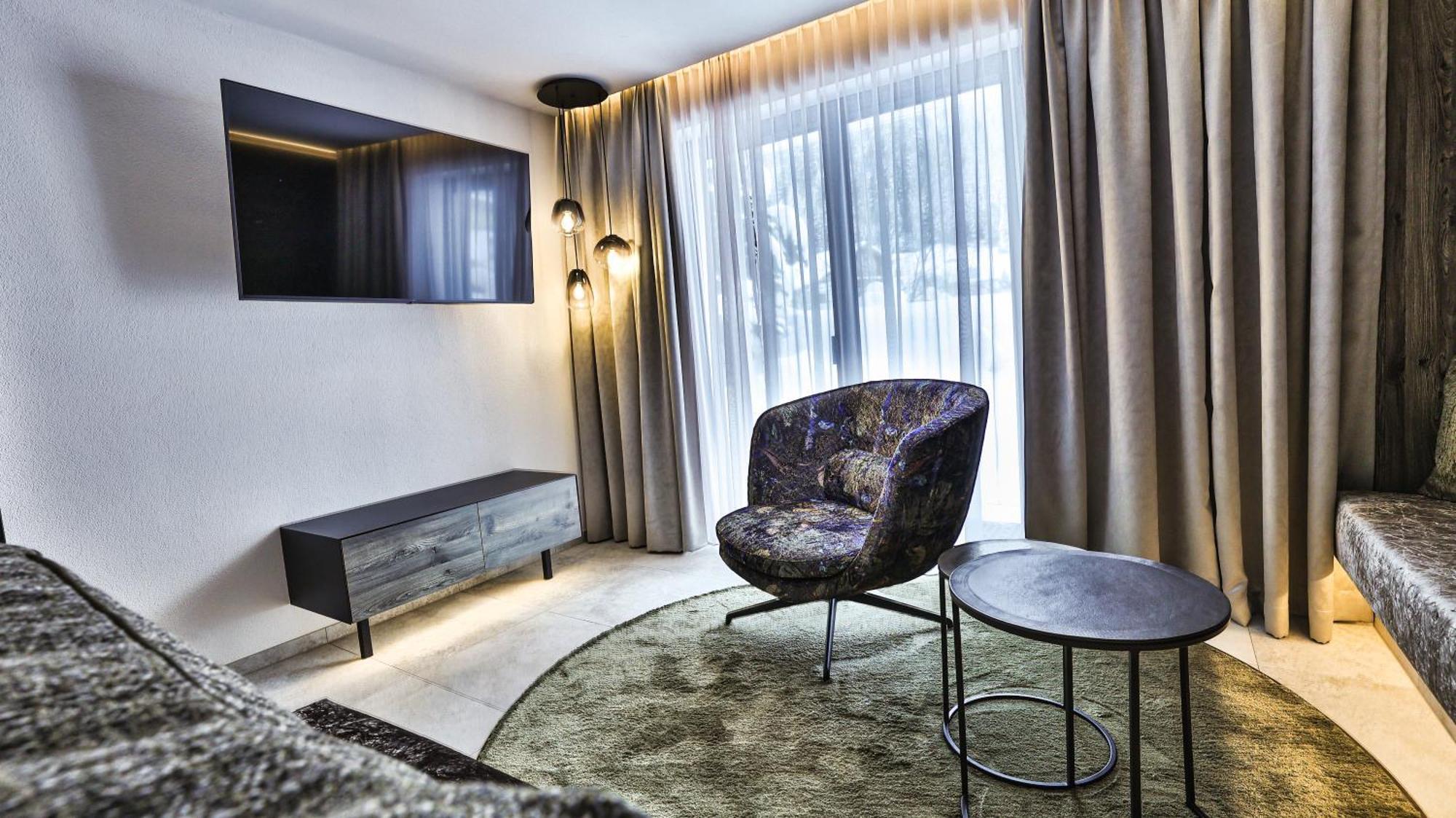 Ferienwohnung Nordost Fineliving Ischgl Exterior foto